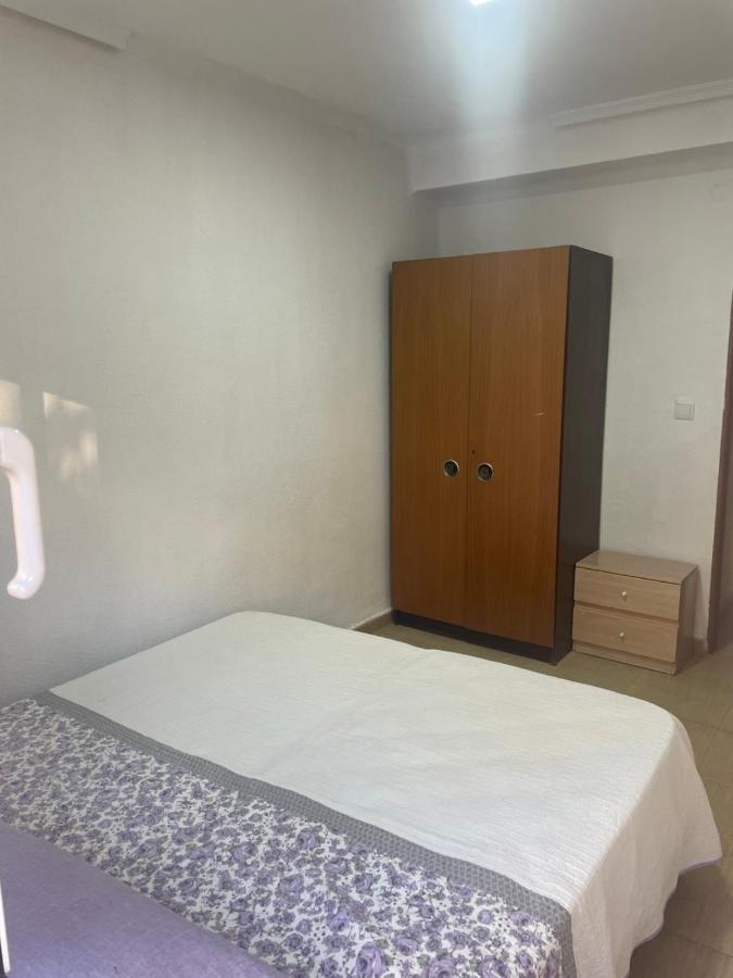 Habitacion Privada Workstay Валенсия Экстерьер фото